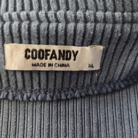 Coofandy Men's Blue 1/4 Zip Blue Sweater - Picture 6 of 6